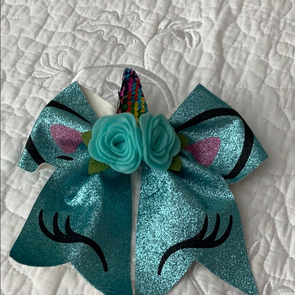 Unicorn bow
